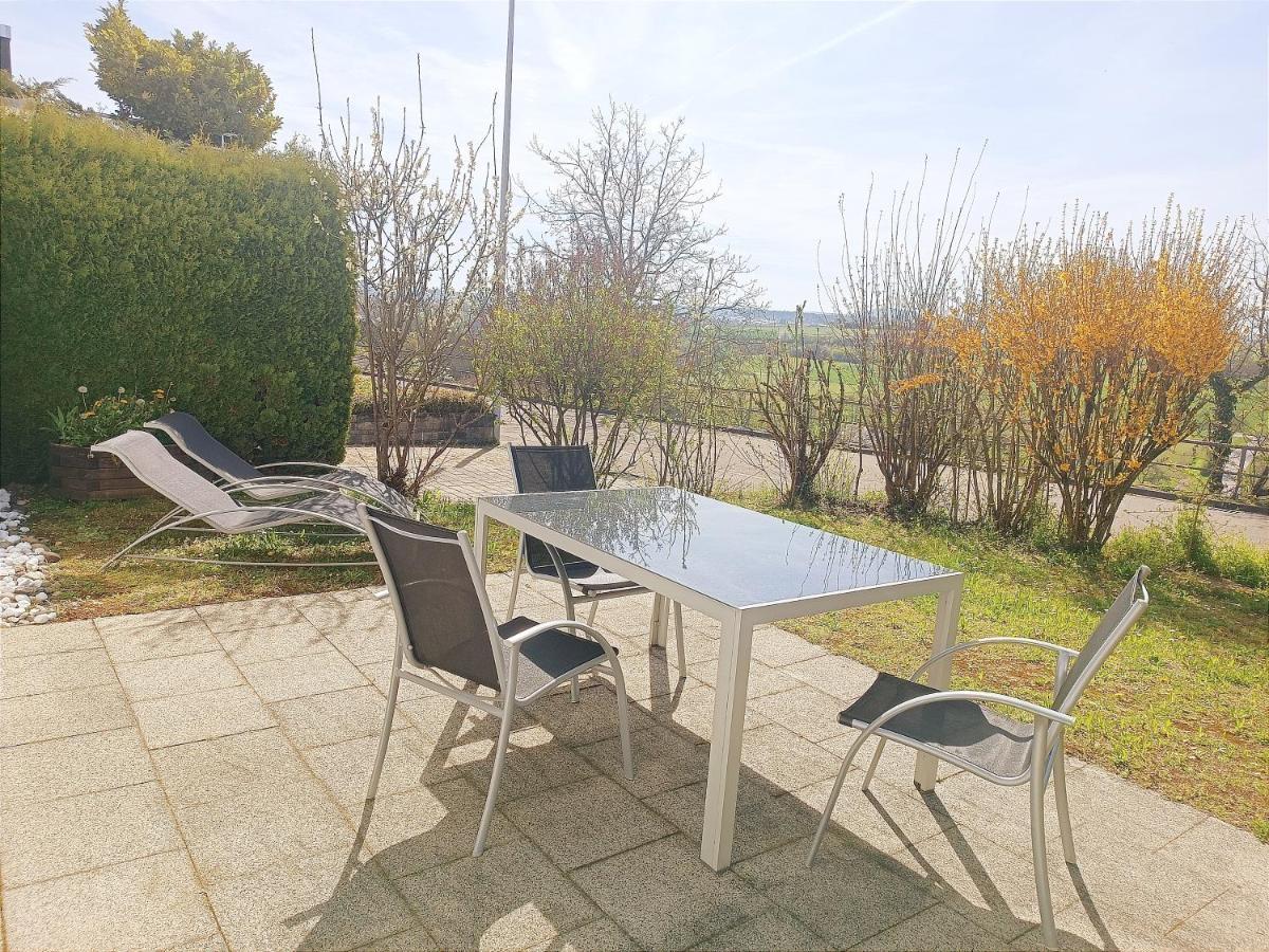Sonniges 2-Zimmer-Gartenapartment Бітігайм-Біссінген Екстер'єр фото